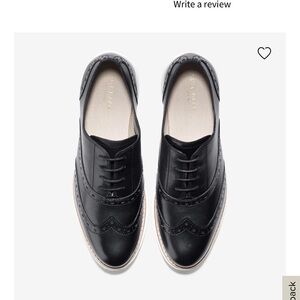 Cole Haan Women’s Oxford shoes Sz 9.5.